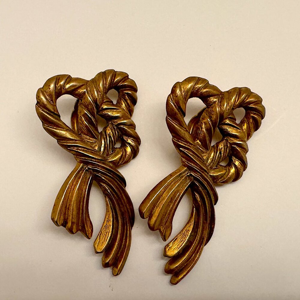 Dominique Aurientis Paris runway large gold bows clip earings pure glamour!